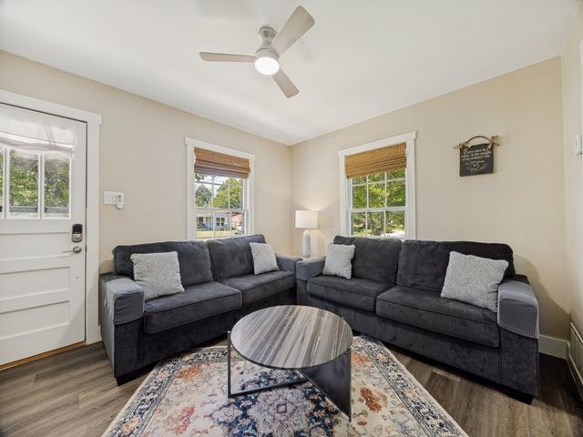 1109 W Hanna Street, Denison, TX 75020