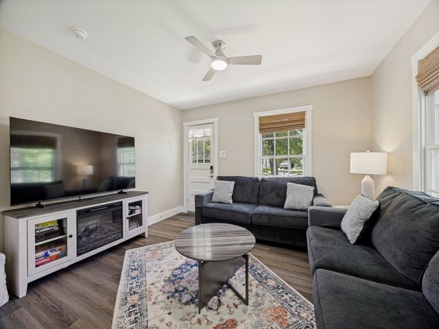 1109 W Hanna Street, Denison, TX 75020