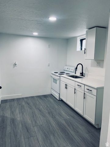 1016 S 400 W, Bountiful, UT 84010