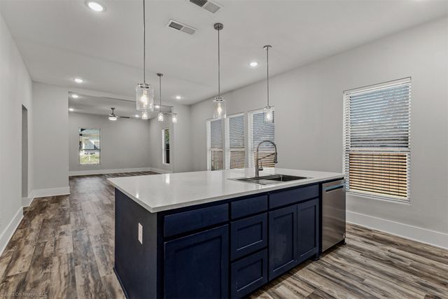 608 N Catherine Street, Terrell, TX 75160