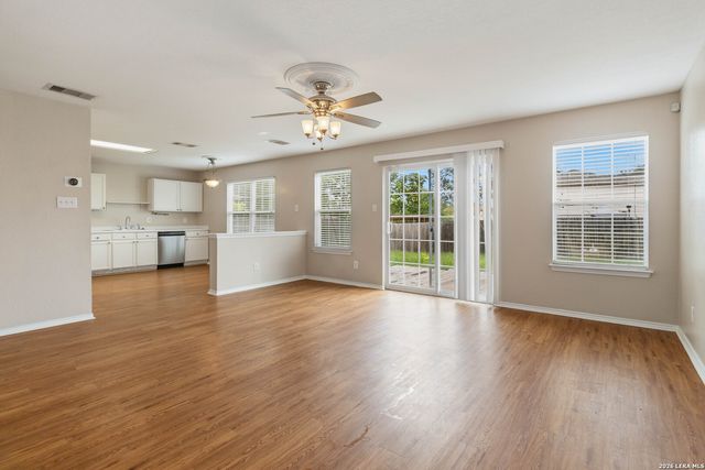 8851 Kestrel Oak, Converse, TX 78109