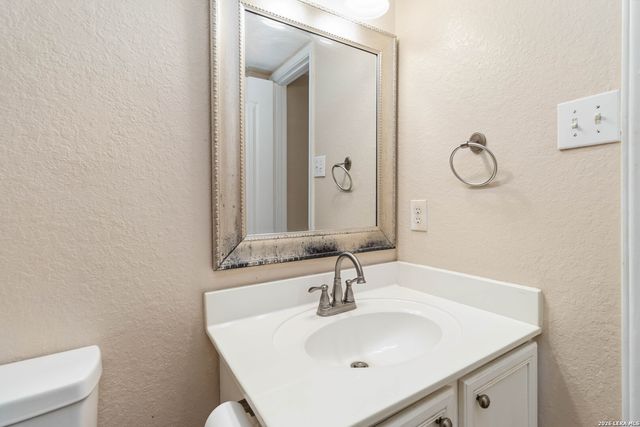 8851 Kestrel Oak, Converse, TX 78109