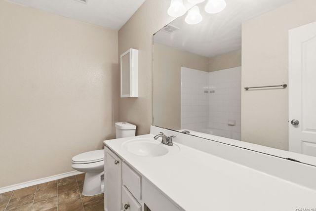 8851 Kestrel Oak, Converse, TX 78109