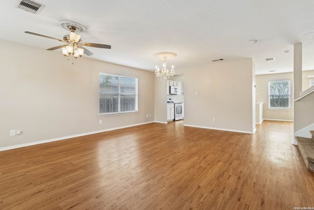 8851 Kestrel Oak, Converse, TX 78109