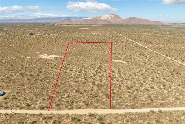 0 Champagne, Mojave, CA 93501