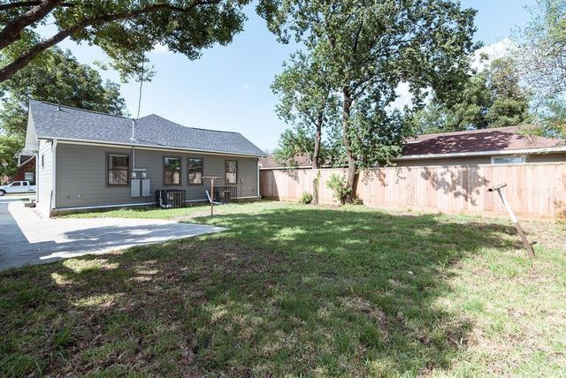 1919 Lombardy Street A, Houston, TX 77023