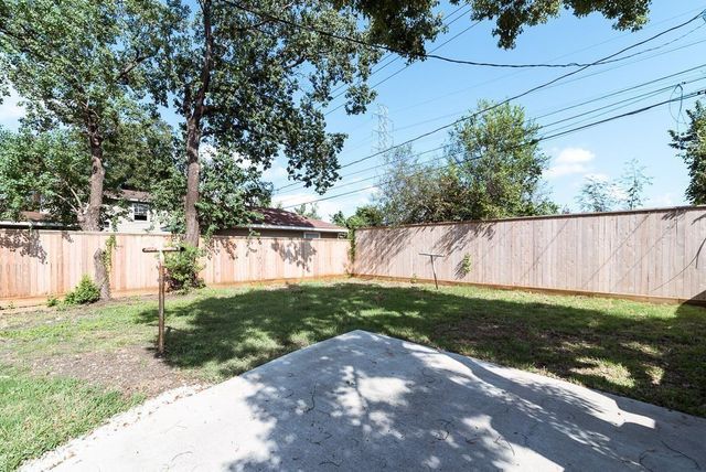 1919 Lombardy Street A, Houston, TX 77023