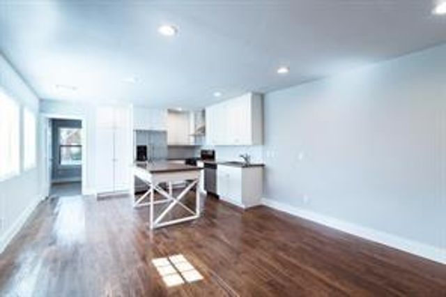 1919 Lombardy Street A, Houston, TX 77023