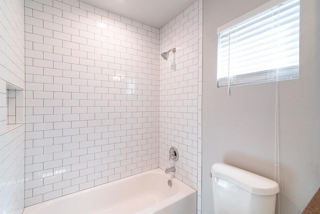 1919 Lombardy Street A, Houston, TX 77023