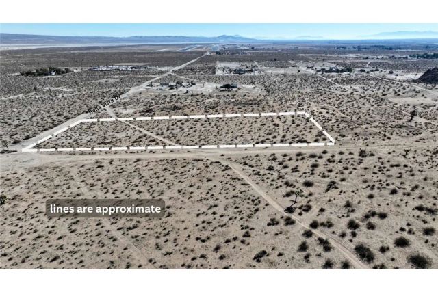 20999 Bella Vista, El Mirage, CA 92301