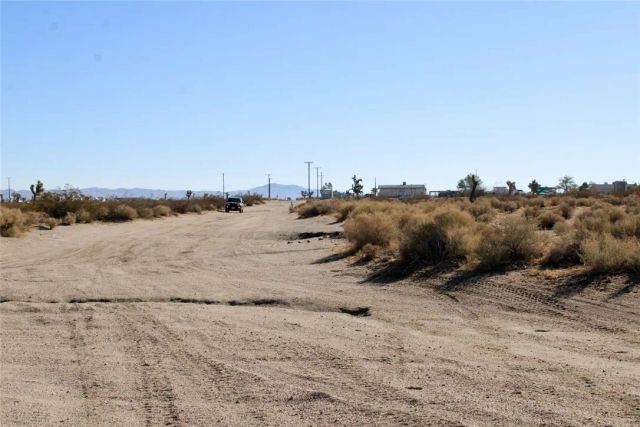 20999 Bella Vista, El Mirage, CA 92301