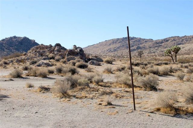 20999 Bella Vista, El Mirage, CA 92301