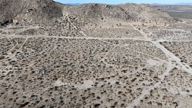 20999 Bella Vista, El Mirage, CA 92301