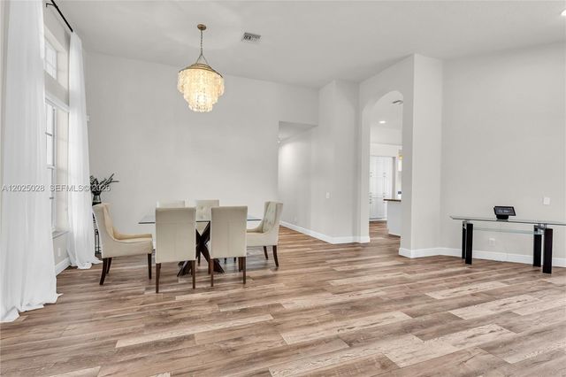 950 Marina Drive, Weston, FL 33327