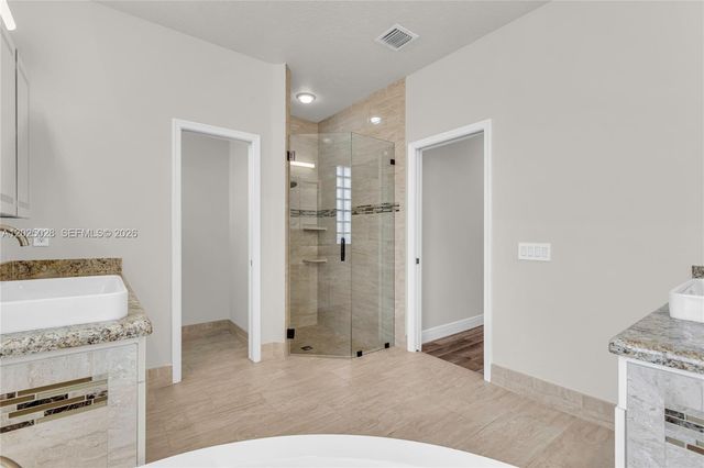 950 Marina Drive, Weston, FL 33327