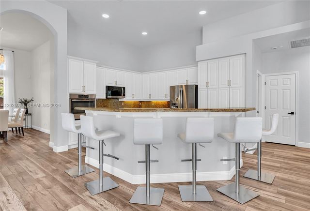 950 Marina Drive, Weston, FL 33327