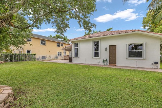 950 Marina Drive, Weston, FL 33327