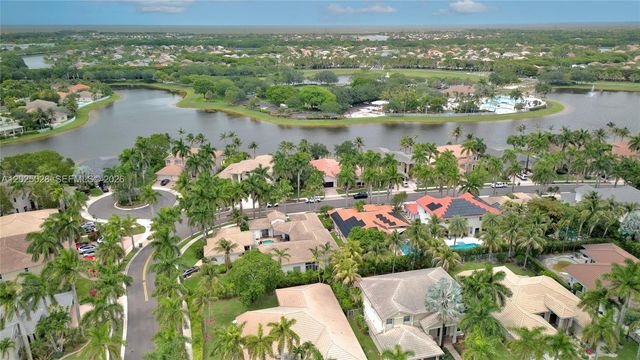 950 Marina Drive, Weston, FL 33327