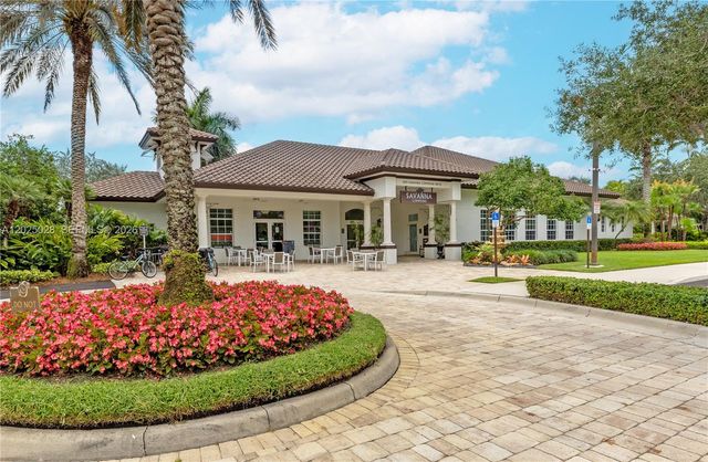 950 Marina Drive, Weston, FL 33327