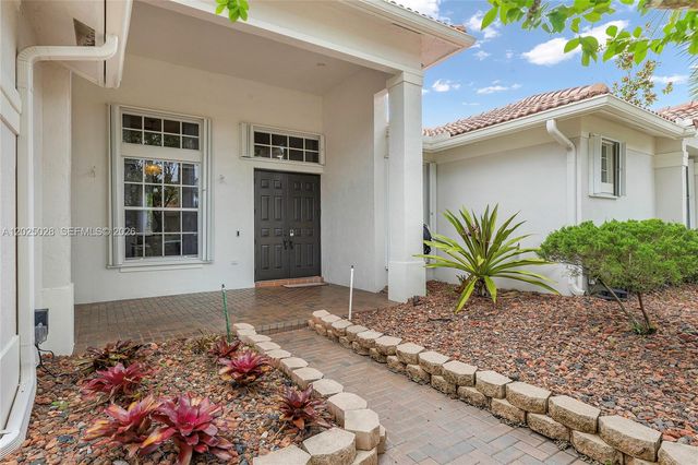 950 Marina Drive, Weston, FL 33327