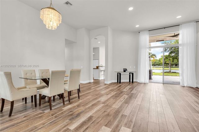 950 Marina Drive, Weston, FL 33327