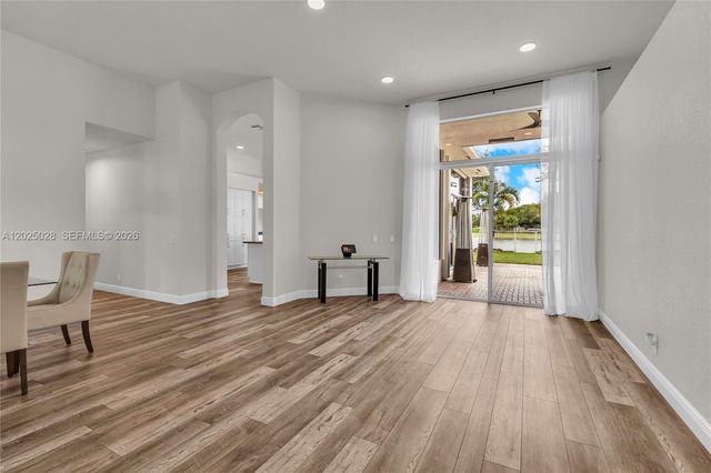 950 Marina Drive, Weston, FL 33327