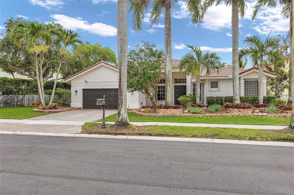 950 Marina Drive, Weston, FL 33327