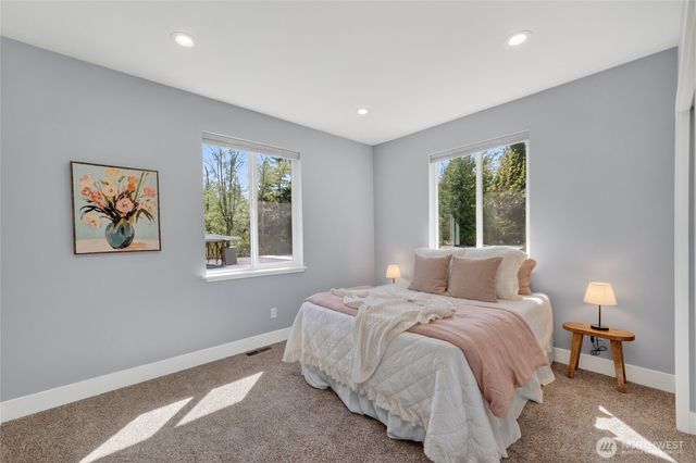 547 E Smith Road, Bellingham, WA 98226