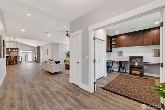 547 E Smith Road, Bellingham, WA 98226