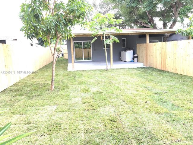 2465 NE 183rd St 0, North Miami Beach, FL 33160