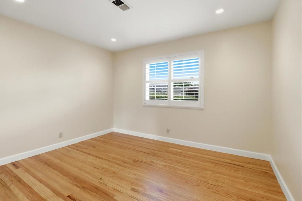 Image 20 of property listing at 5064 Trenary Way, San Jose, CA 95118