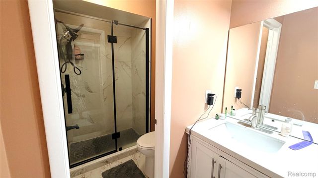24466 Bashian Drive, Novi, MI 48375