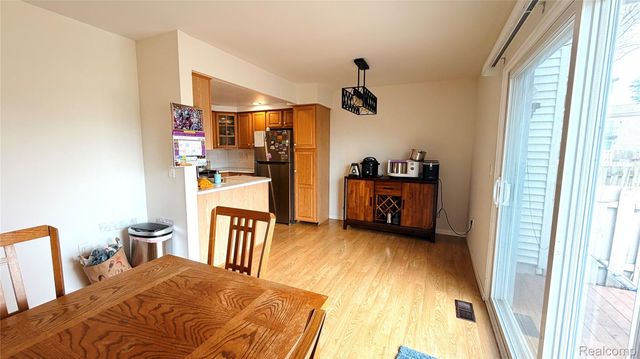 24466 Bashian Drive, Novi, MI 48375