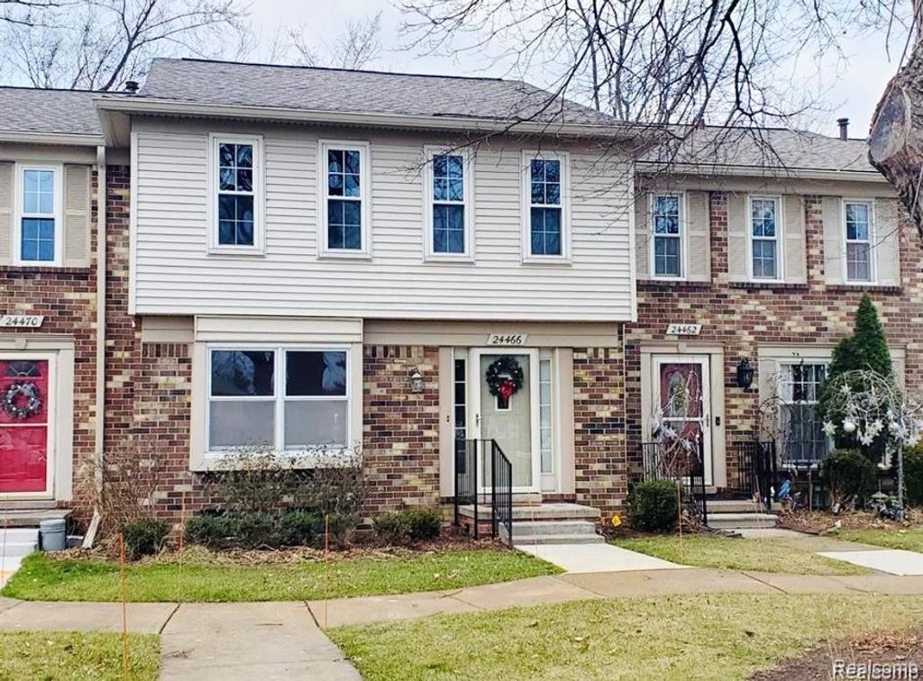 24466 Bashian Drive, Novi, MI 48375