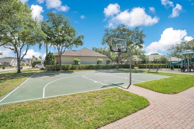 9789 PORTOFINO DRIVE, Orlando, FL 32832