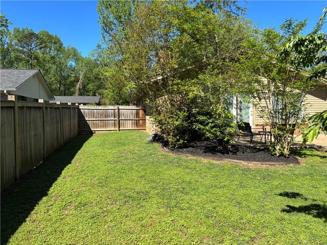 1206 Ridgewood Drive, Russellville, AR 72801