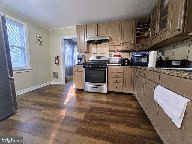 419 GLOVER ST, Woodbury, NJ 08096