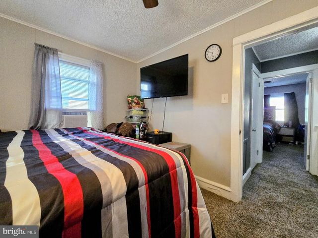 419 GLOVER ST, Woodbury, NJ 08096