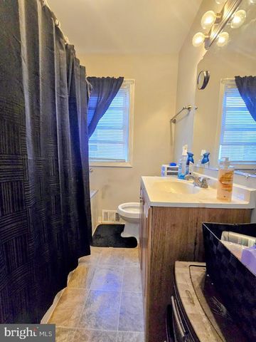 419 GLOVER ST, Woodbury, NJ 08096