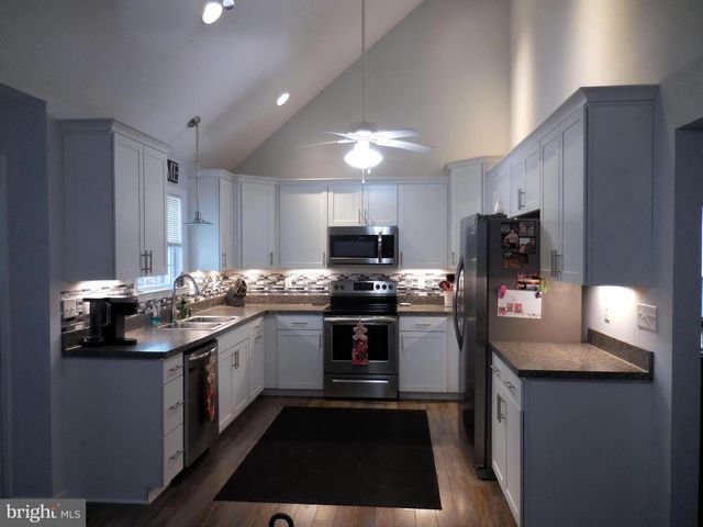 313 BEAVER TRL, Winchester, VA 22602