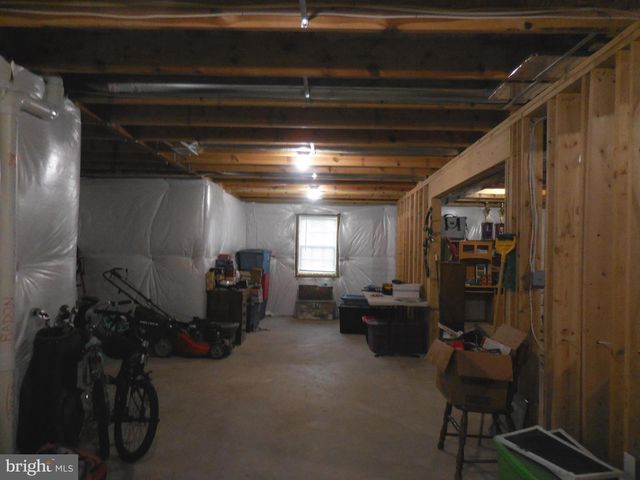 313 BEAVER TRL, Winchester, VA 22602