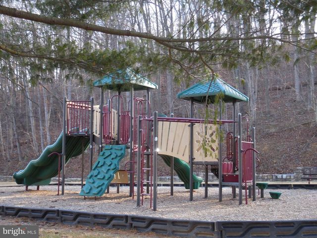 313 BEAVER TRL, Winchester, VA 22602