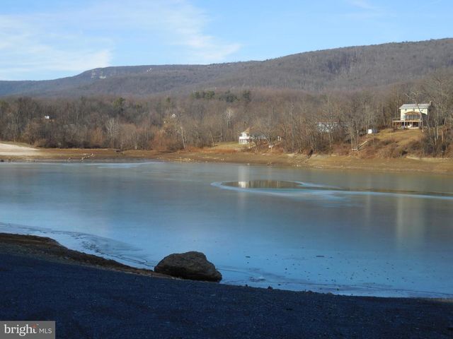 313 BEAVER TRL, Winchester, VA 22602