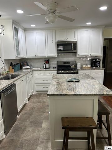 2306 SAUVELLE DRIVE, Monroe, LA 71201