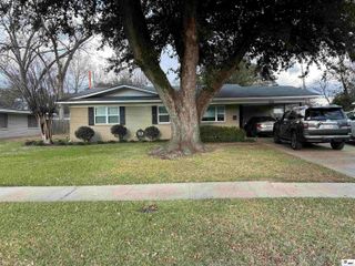 2306 SAUVELLE DRIVE, Monroe, LA 71201