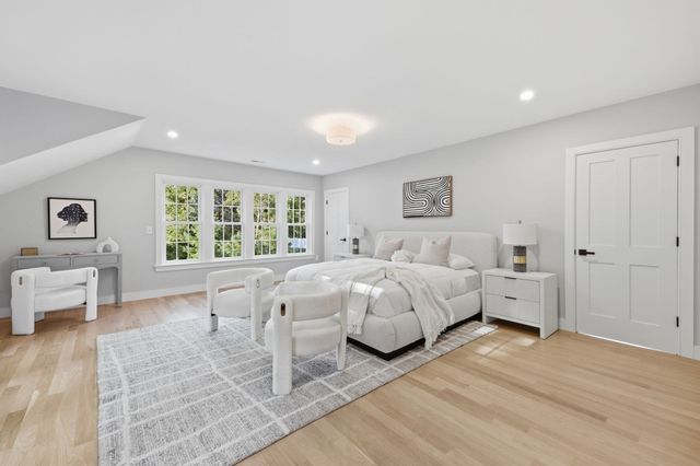 37 Porter Road, Andover, MA 01810