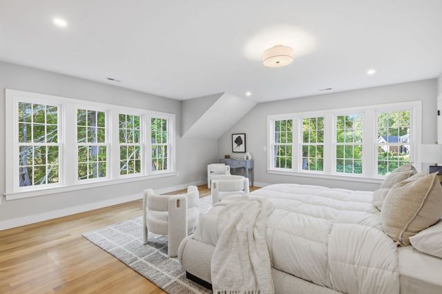 37 Porter Road, Andover, MA 01810