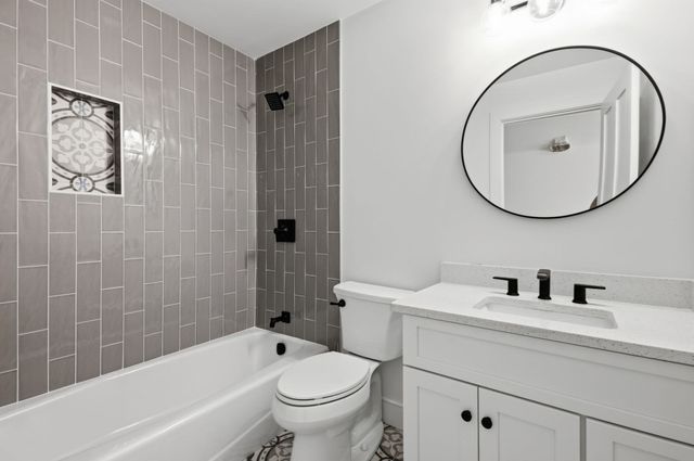 37 Porter Road, Andover, MA 01810
