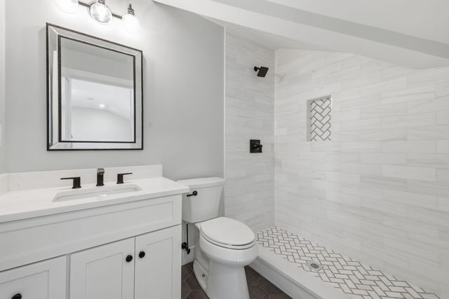 37 Porter Road, Andover, MA 01810