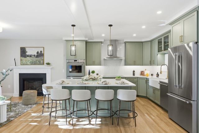 37 Porter Road, Andover, MA 01810